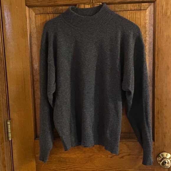 Casual Corner Gray Cashmere Long-Sleeve Sweater - M - Picture 1 of 4